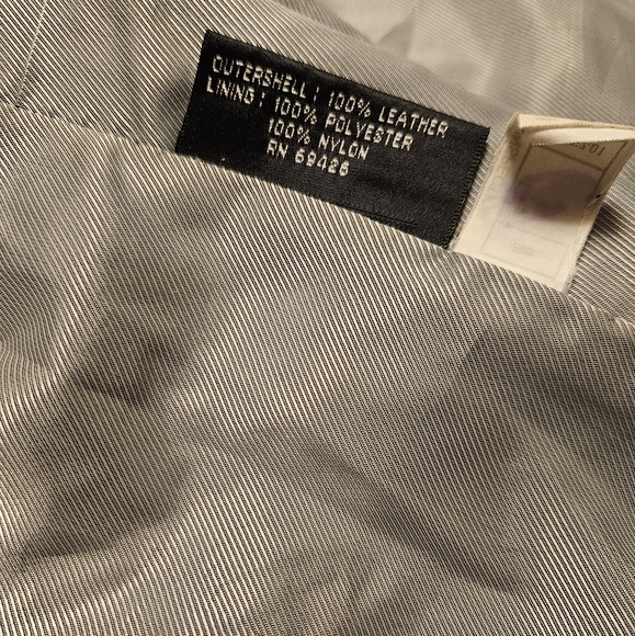 Wilson's Leather jacket. Womens size med. - Picture 6 of 8